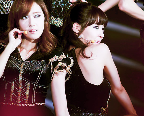 [PICS][8/11/2011] JeTi 's The Garden -‘♥’- Thiên đường PG =)) - Page 14 Tumblr_lyjy4f4zXU1ros9y2o1_500