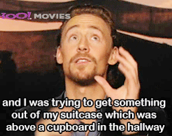 Tom Hiddleston - Kibeszélősdi - Page 8 Tumblr_lzpis20N7X1qk04hlo2_250