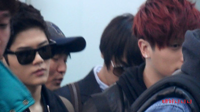 [OTHER] 120225 ZE:A @ Incheon Airport (Go to Japan) Tumblr_lzxhk0ub3O1qbifqyo2_400