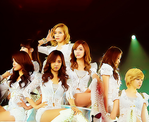 [PIC+GIF][23-1-2011] »-{♥}-»ღ°•(¯`·._.· YoonSic Fam ·._.·´¯)•ღ°»-{♥}-» °l||l° Sexy and Sweet °l||l° - Page 15 Tumblr_m1fofroPk41qgg91so1_500