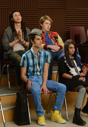 [Glee] Saison 3 - Episode 20 - Props Tumblr_m2hak4Qg6A1qj5p41o4_r1_400