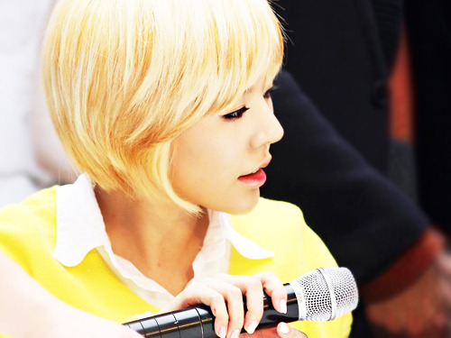 [SUNNYISM] ..:☼:..}> It's SUNSHINER <{..:☼:.. ~~=|HPBD AEGYO QUEEN |=~~ - Page 4 Tumblr_m2l4liujw81r7rjyjo1_r1_500