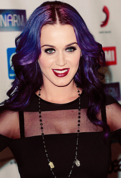 Katy Perry - Page 32 Tumblr_m3yyp1vXUa1qzbagvo4_r1_250