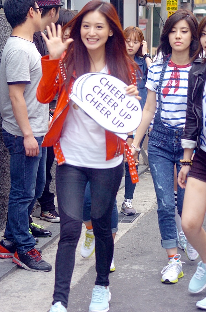 { 120516 / fantaken } Jae Kyung @ EXR-Push Button Colaboración Décimo Aniversario Tumblr_m449gktsor1r27owuo2_1280