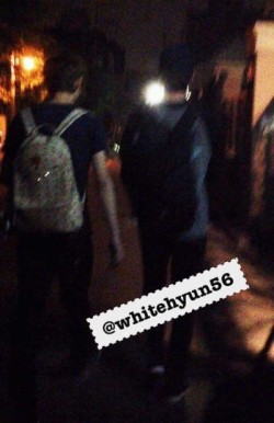 [FANTAKEN][16.05.2012] Luhan và Sehun được fan bắt gặp trên phố Tumblr_m459teHCru1qhgvnoo2_250