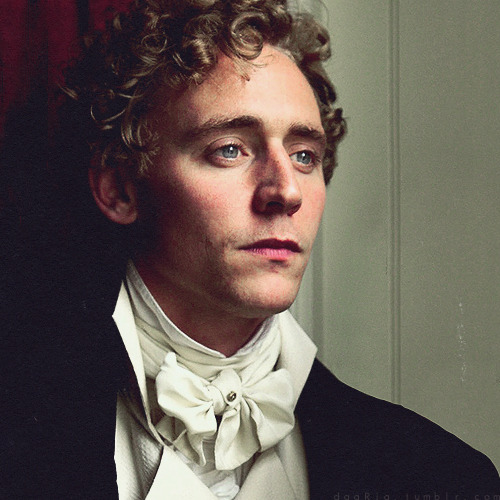 Tom Hiddleston egyéb filmjei - Page 6 Tumblr_m46j6o2iEP1qeuwyao1_500