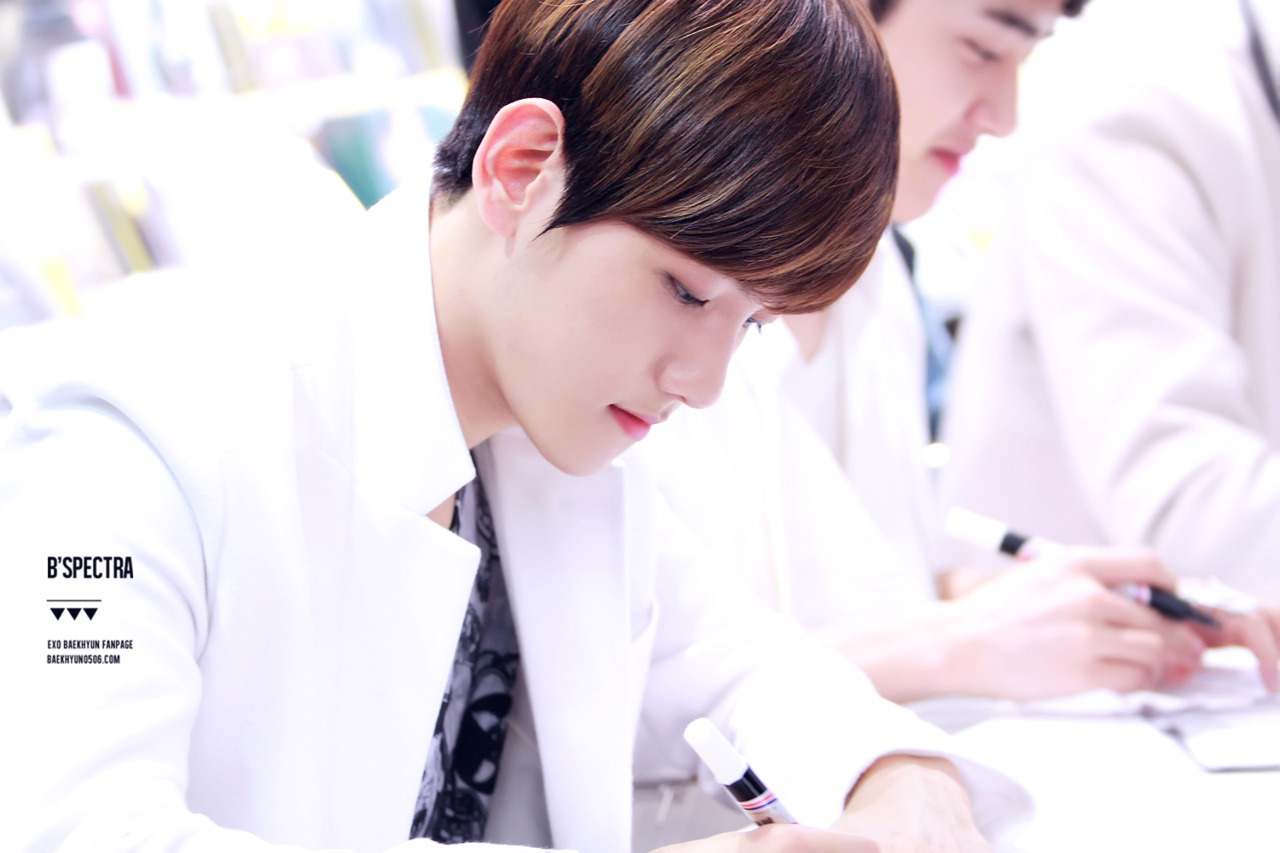 [MEET] Baekhyun @ EXO-K's Fansigning Event in Gwangju Tumblr_m46llkygi21qg9zoro2_1280