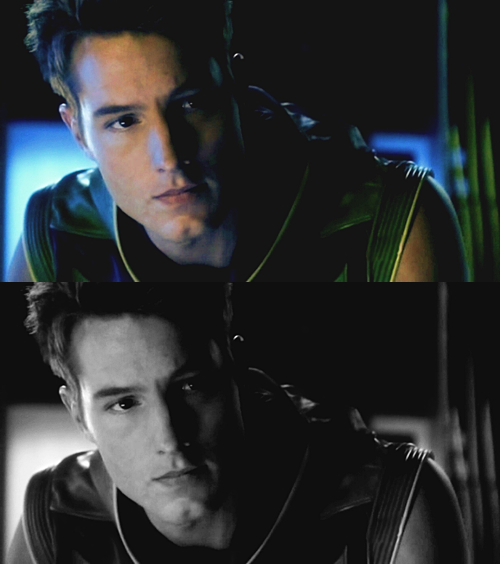 Imagenes: Justin Hartley - Tema Oficial - Página 2 Tumblr_m4ehwxZPGy1qlxr72o1_500