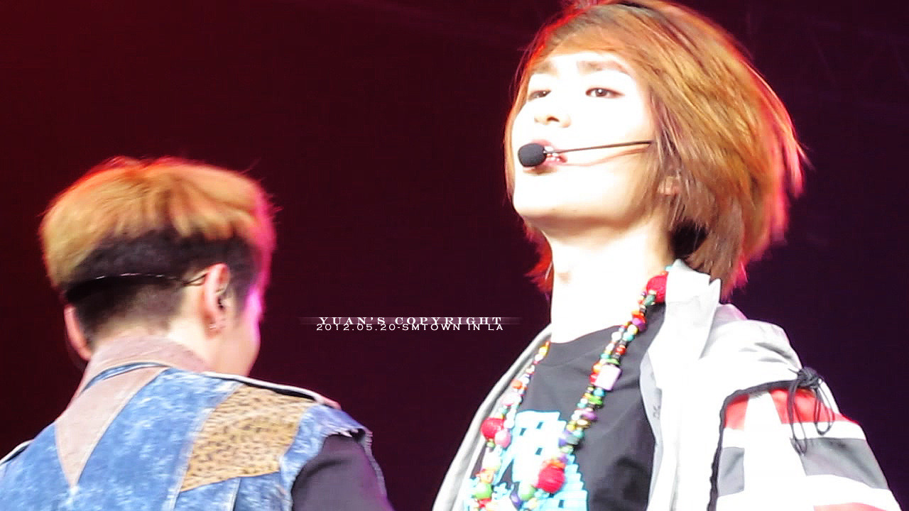 120520 Onew @ SMTOWN in L.A. Tumblr_m4euykPpZ51r8fs1io1_1280