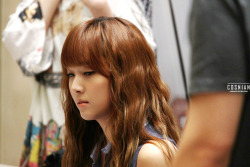 [JUNGHOUSE][FANTAKEN][26-05-2012] Jessica @ The Coming Step fan sign Tumblr_m4mnh4zpCS1qitdj1o2_250