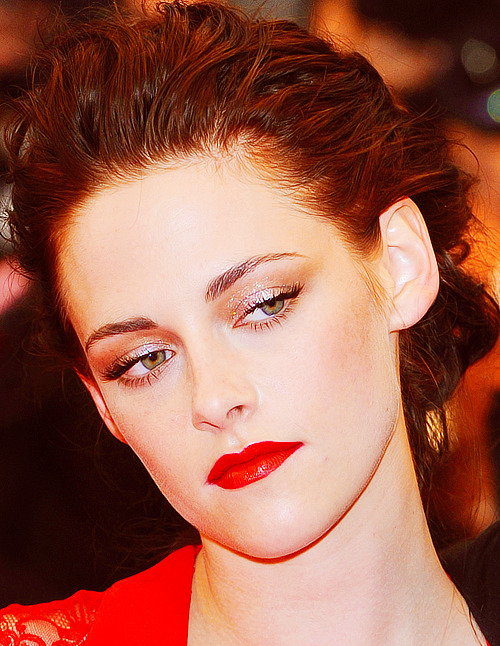 Kristen Tumblr_m4pel3WChL1qbnvlgo1_500