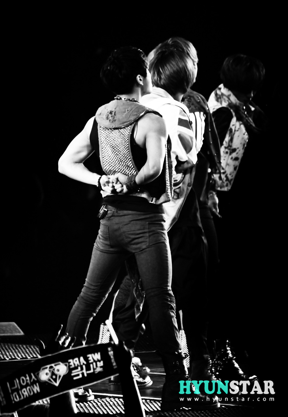 120521 Jonghyun @ SMTOWN LA Tumblr_m4rj67DBSN1qdtvhxo3_1280