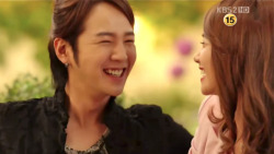 [imagenes] Yoona and Geun suk @ KBS Love Rain Official Pictures. episodio final Tumblr_m4szupzBTJ1r7qmg5o4_250