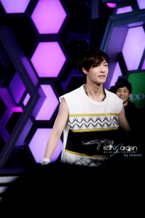 [OTHER] Lay @ Happy Camp Tumblr_m5gbk1foRK1rt7tryo1_500