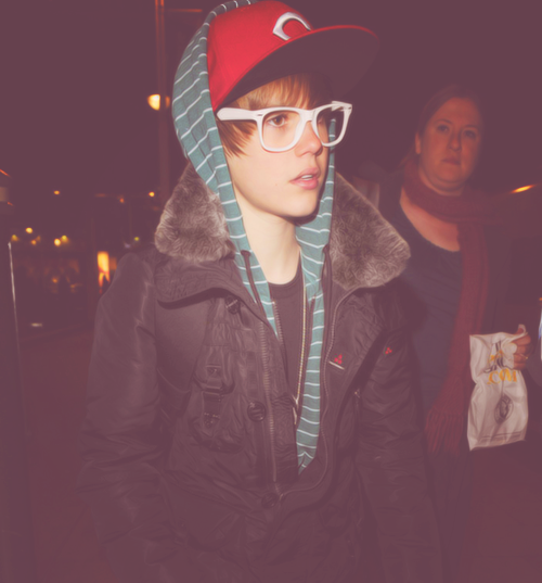 Justin Bieber. Tumblr_m5mrq4mxWK1r97is8o1_500