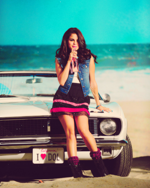 Selena Gomez - Page 2 Tumblr_m5p89a5oIl1ryxzhfo1_500