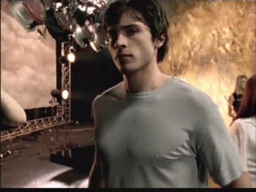 Smallville Behind the Scenes - Página 5 Tumblr_m5rndxB5hG1qkbcujo1_500