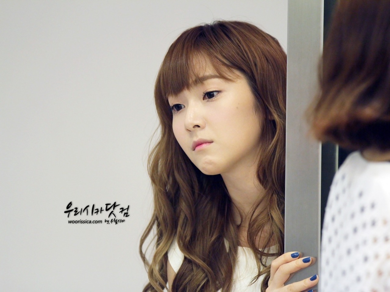 [PIC][15-06-2012]Jessica ghé thăm cửa hàng "COMING STEP" tại Gangnam vào trưa nay - Page 6 Tumblr_m5tpkqxjsM1qitdj1o1_1280