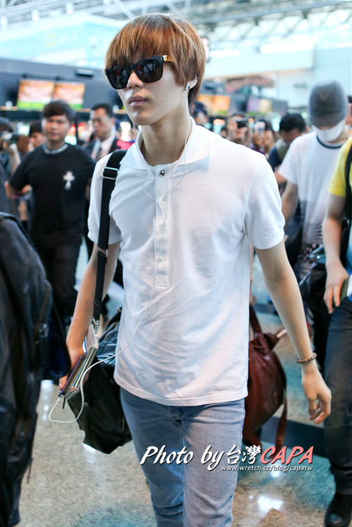 120619 Taemin @ Taoyuan airport  Tumblr_m5unqphLpk1qdtvhxo1_500