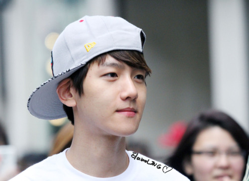 [OTHER] Baek Hyun in London Tumblr_m623xwuSxX1rw1kt8o1_500