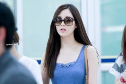 [SNSD][TỔNG HỢP] SNSD @airport Tumblr_m64ai7NkEe1r4bdxzo1_250