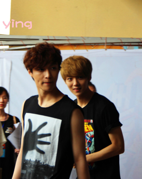 [FANTAKEN] Lay @ Quan Li Yi Fu Recording Tumblr_m678lc0FU01r158who1_500