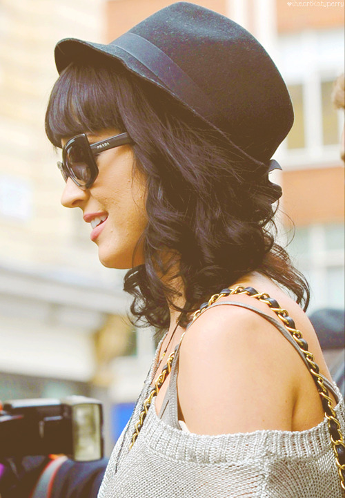 Katy Perry - Page 36 Tumblr_m6urh5HXLa1qzbagvo1_500