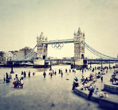  ●London Is The Place For Me●   Tumblr_m6xp9vfYiB1rrdw7ko1_500