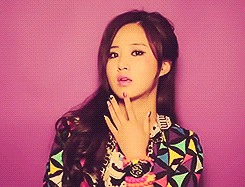 [PIC+VID+GIF][03/07/2012]«๑۩۞۩๑ ♥♕♥ 4th Palace for Black Pearl and Ice Princess ♥♕♥ ๑۩۞۩๑» - Page 5 Tumblr_m6zxxbbPX51rpnu77o8_250