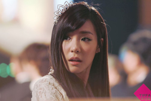 [FANYISM] [VER 7] Eye Smile(¯`'•.¸ Hoàng Mĩ Anh ¸.•'´¯) ♫ ♪ ♥ Tiffany Hwang ♫ ♪ ♥ Ngơ House - Page 29 Tumblr_m79q2yic7C1ruo8x4o1_500