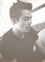 (M) DYLAN O'BRIEN - nous deux, on refait le monde ! Tumblr_m7bj4wLKOE1rsbaeto9_r2_250