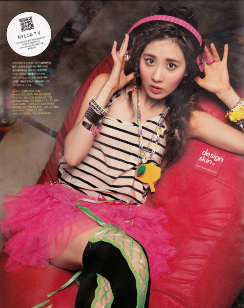 {120720} {FO} Hyoyeon y Seohyun @ Nylon magazine Tumblr_m7heqr9jf91r3fa7io1_500