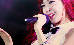 [FANYISM] [VER 7] Eye Smile(¯`'•.¸ Hoàng Mĩ Anh ¸.•'´¯) ♫ ♪ ♥ Tiffany Hwang ♫ ♪ ♥ Ngơ House - Page 30 Tumblr_m7idjlJMs81qirv99o5_250