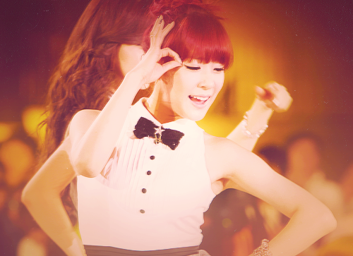 [FANYISM] [VER 7] Eye Smile(¯`'•.¸ Hoàng Mĩ Anh ¸.•'´¯) ♫ ♪ ♥ Tiffany Hwang ♫ ♪ ♥ Ngơ House - Page 30 Tumblr_m7ifusSW5B1rb0mhqo1_500