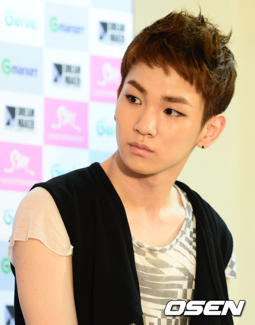 120722 Key @ Conferencia de Prensa de SWC II  Tumblr_m7jujkkFwK1qdtvhxo1_500