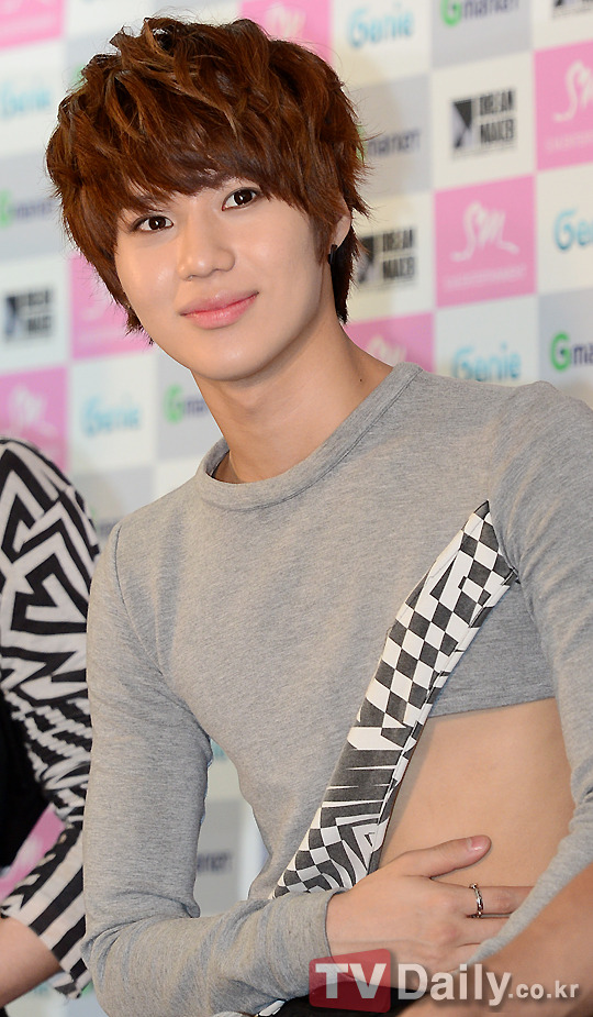 120722 Taemin @ Conferencia de Prensa de SWC II Tumblr_m7jv6uuBC11qdtvhxo5_1280