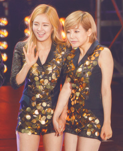 HyoSun (Hyoyeon ♥ Sunny) Tumblr_m7r7syJ0Zr1rxnyrao2_250