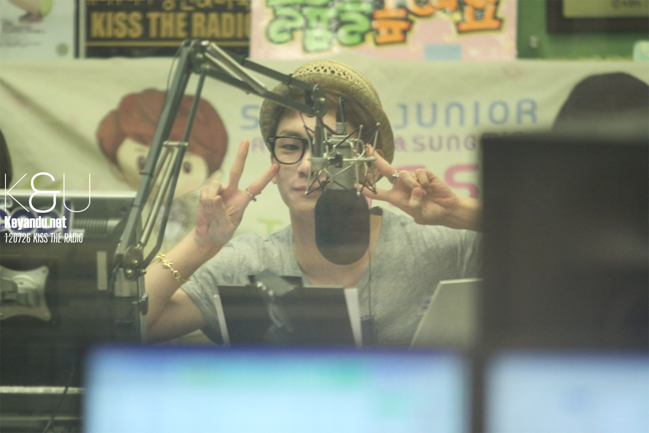 [IMG/270712] Key @ Sukira Radio Tumblr_m7tg4y84wx1qdws1jo2_1280