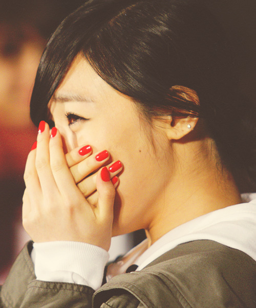 [FANYISM] [VER 4] Eye Smile(¯`'•.¸ Hoàng Mĩ Anh ¸.•'´¯) ♫ ♪ ♥ Tiffany Hwang ♫ ♪ ♥ Ngơ House - Page 15 Tumblr_m7vk6oMhJe1qgtp98o1_500