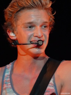 Cody Simpson.[2] - Page 37 Tumblr_m7xt4ttPwZ1qavchuo4_250