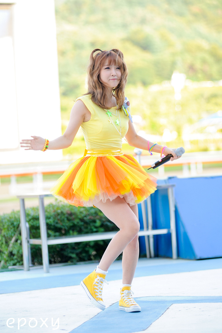 { 120730 / fantaken } Rainbow Pixie @ 2012 Hot Summer Dream Festival Tumblr_m80wdxA8xk1r9sfiao4_1280