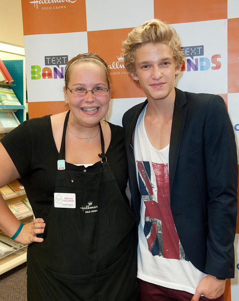 Cody Simpson.[2] - Page 17 Tumblr_m836ch0F9I1qjrc5so1_500