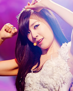 [FANYISM] [VER 9] Eye Smile(¯`'•.¸ Hoàng Mĩ Anh ¸.•'´¯) ♫ ♪ ♥ Tiffany Hwang ♫ ♪ ♥ Ngơ House - Page 30 Tumblr_m84zq3Orel1qloslzo1_250