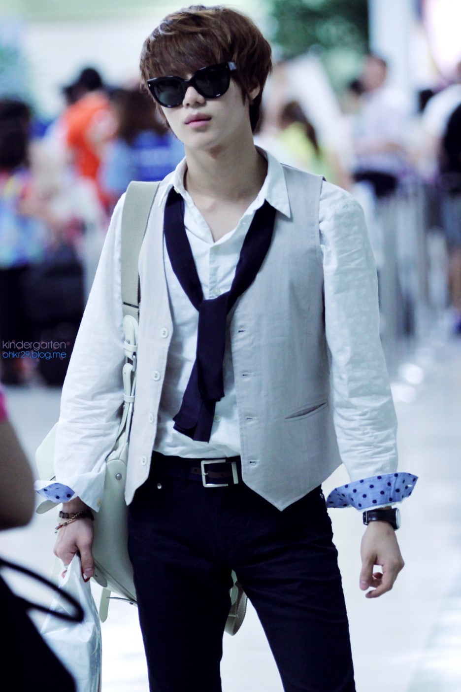 120803 Taemin @ Gimpo Airport Tumblr_m86kj0Ya2B1qdtvhxo3_1280