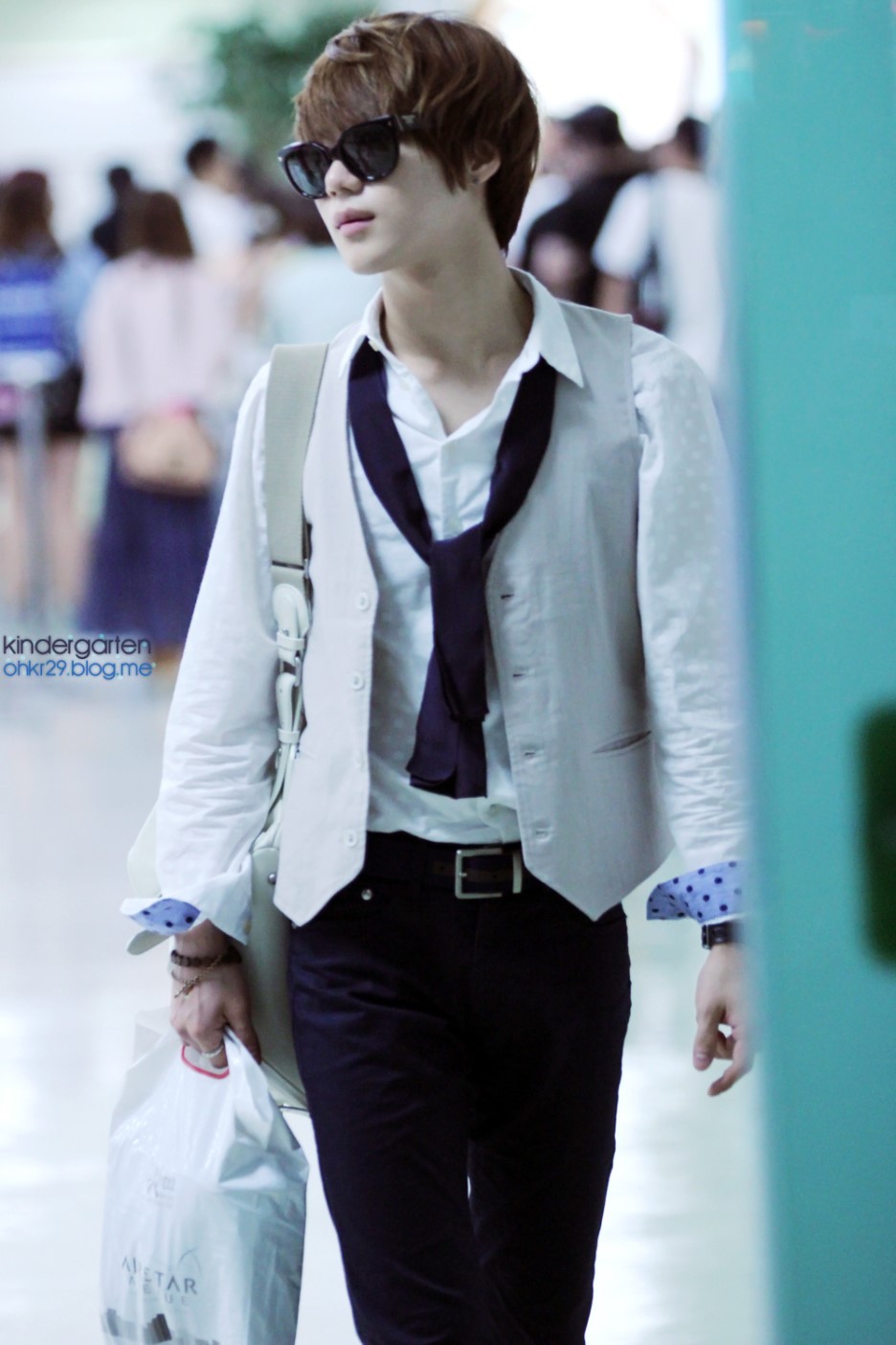 120803 Taemin @ Gimpo Airport Tumblr_m86kj0Ya2B1qdtvhxo4_1280