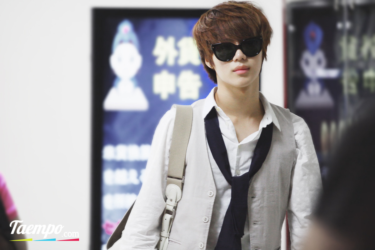 120803 Taemin @ Gimpo Airport Tumblr_m86p9a1eMm1qdtvhxo2_1280