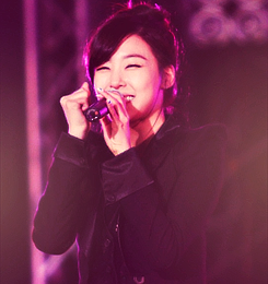 [FANYISM] [VER 5] Eye Smile(¯`'•.¸ Hoàng Mĩ Anh ¸.•'´¯) ♫ ♪ ♥ Tiffany Hwang ♫ ♪ ♥ Ngơ House - Page 16 Tumblr_m885fw7MQf1qgea8mo3_250