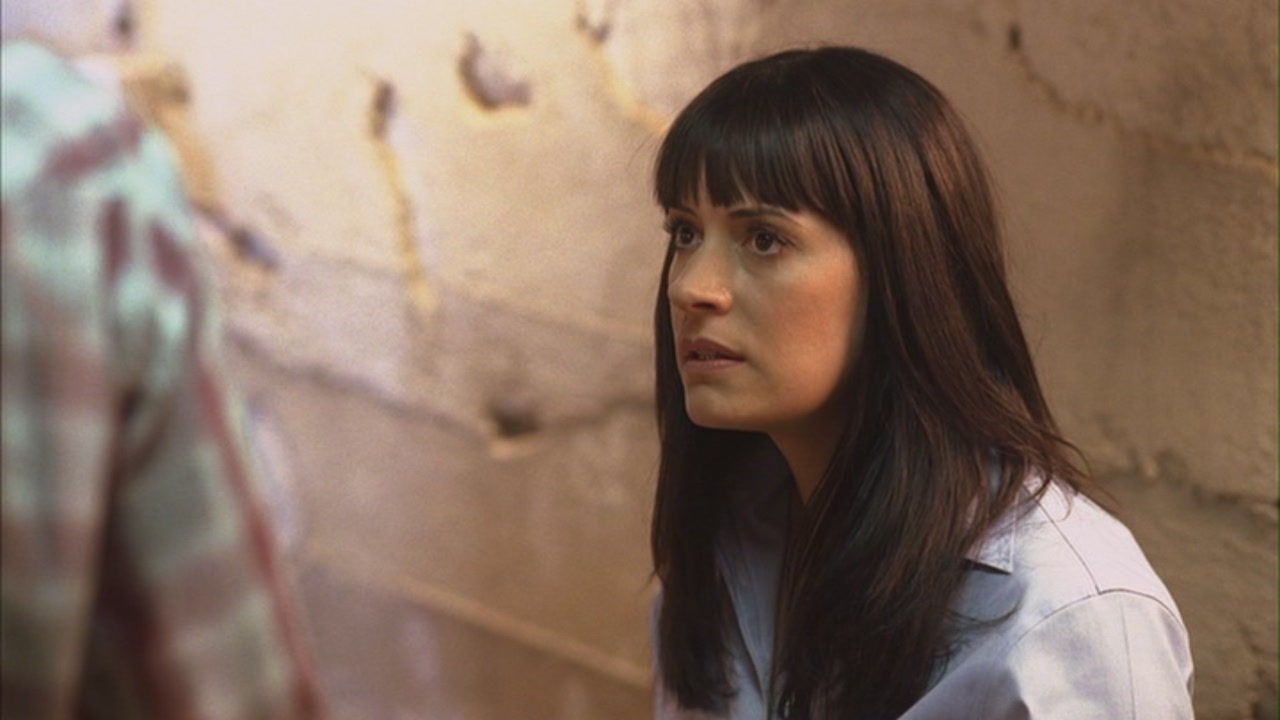 Kedvenc képeink Emily Prentissről - Page 2 Tumblr_m8aqquT1Qv1rr0t13o2_1280