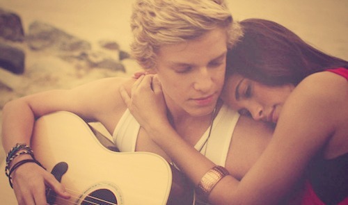 Cody Simpson. - Page 20 Tumblr_m8b12dmCww1qmlq5so1_500