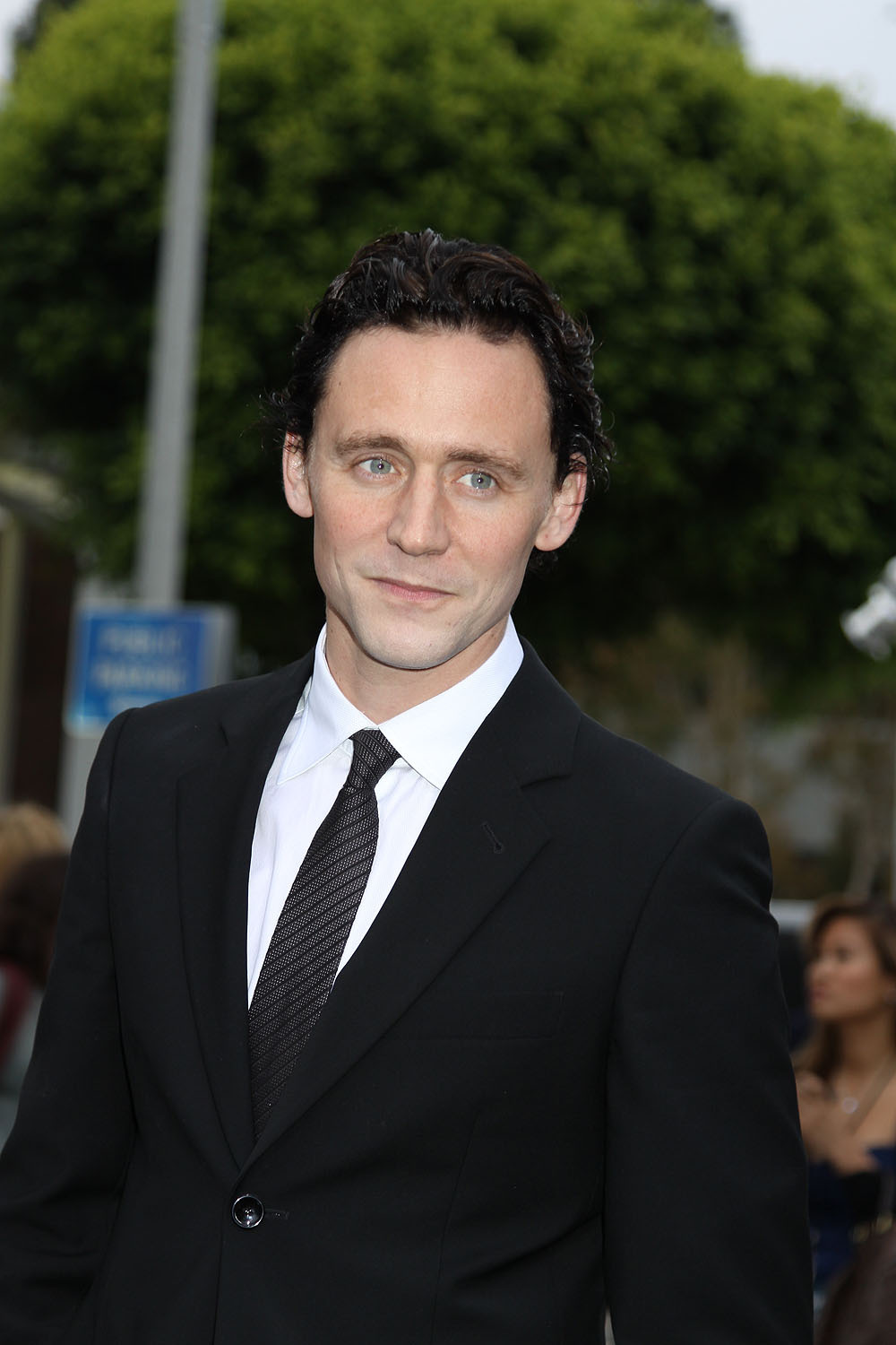 Kedvenc képeink Tom Hiddlestonról No. 1. - Page 37 Tumblr_m8d9yzyZZH1r1tluco1_1280